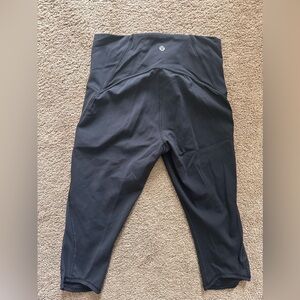 Lululemon Align capris - Size 8